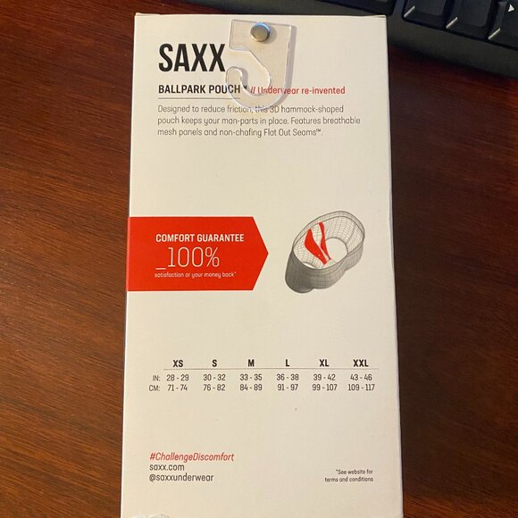 SAXX ULTRA Boxer Briefs with Fly “Criss Cross Bud" - Picture 4 of 4